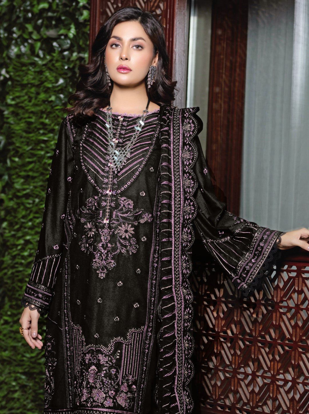 resham-karandi-unstitched-suits-black