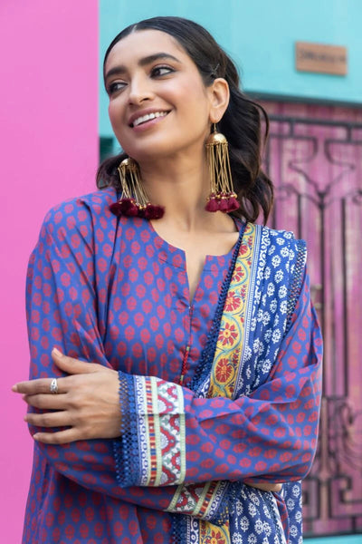 Khaadi-Lawn-suit-in-blue